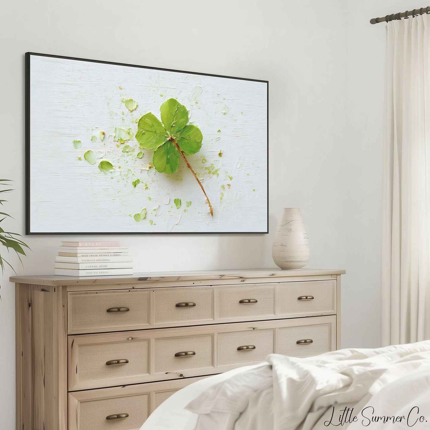 Four Leaf Clover Frame TV Art displayed on a TV