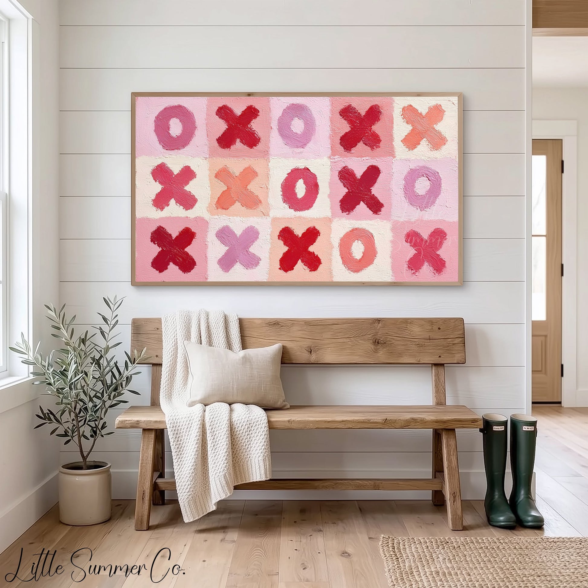 XOXO Valentine's Pattern Frame TV Art displayed on a TV